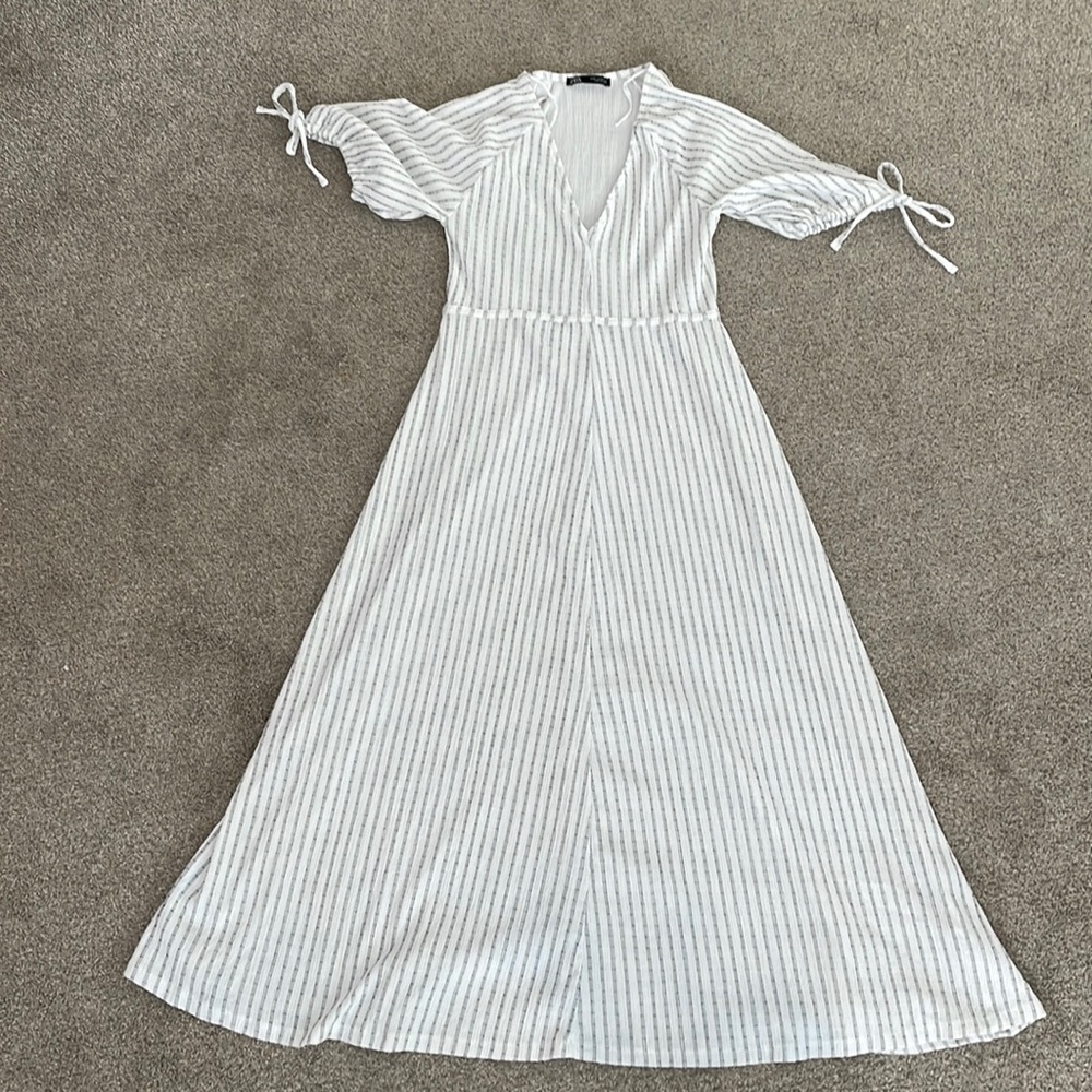 New white Zara midi dress, medium